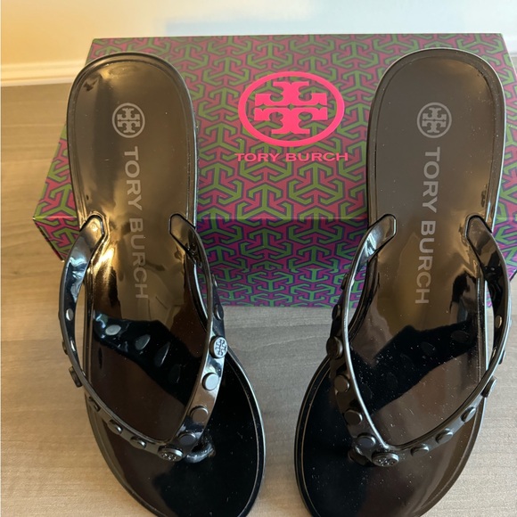 Tory Burch Women's Studded Jelly Sandals Size 7 - Picture 2 of 6